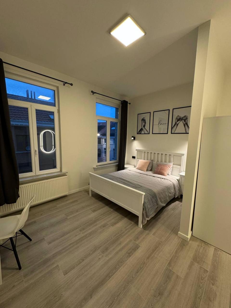 Studio A Ixelles - Viaduc بروكسل المظهر الخارجي الصورة