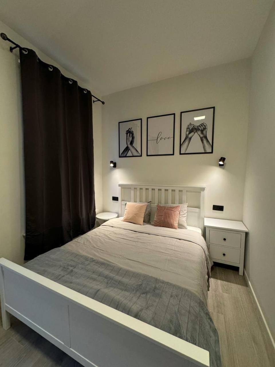 Studio A Ixelles - Viaduc بروكسل المظهر الخارجي الصورة